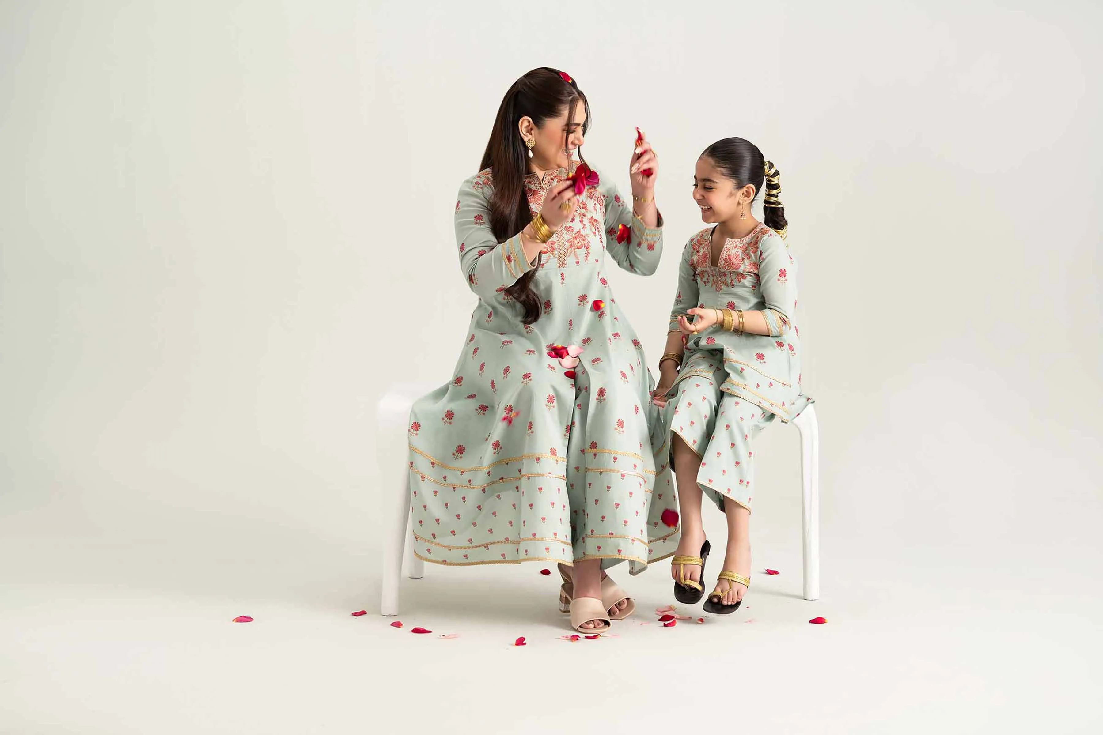2 Piece - Embroidered Suit - PMD25-08 M
