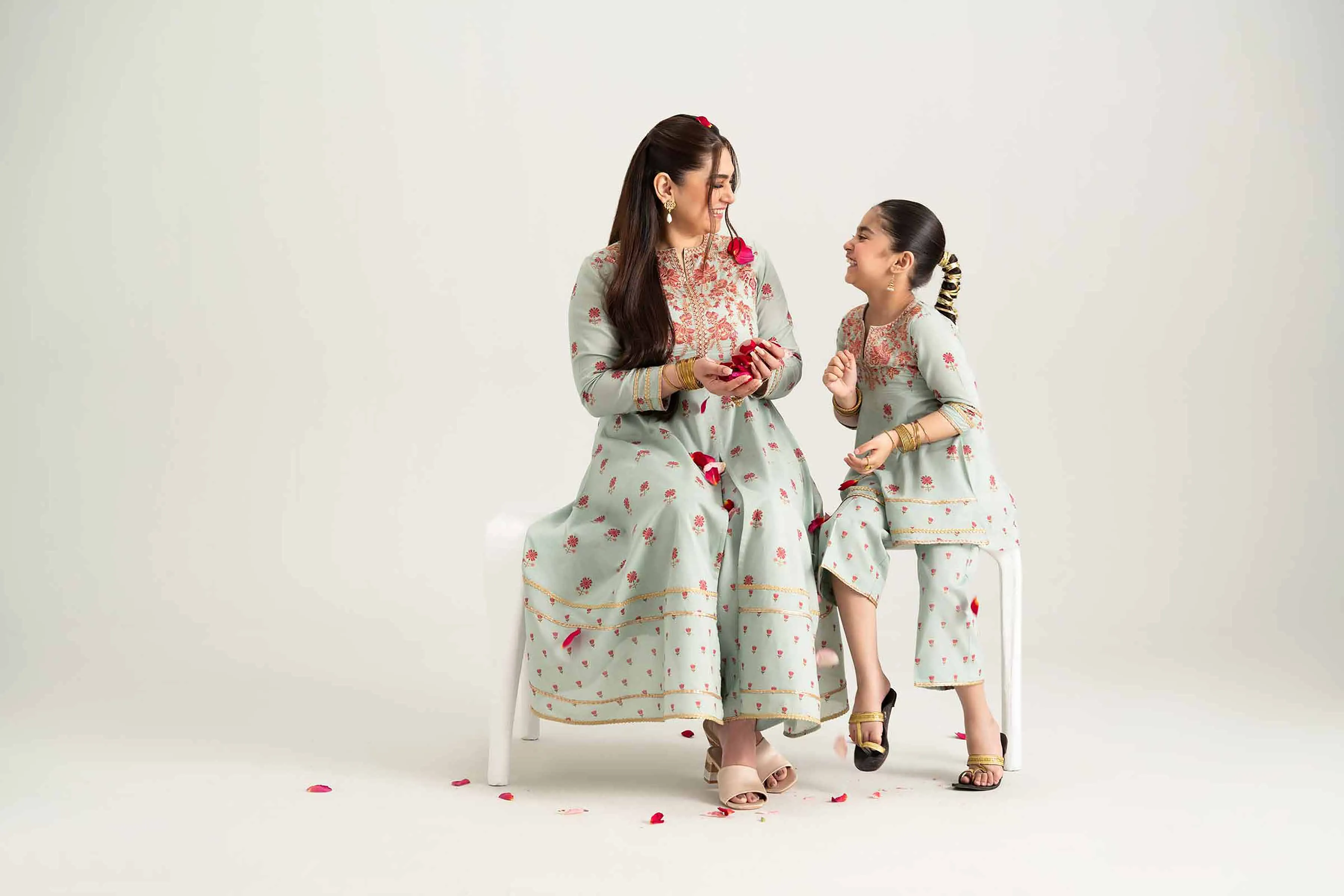 2 Piece - Embroidered Suit - PMD25-08 M