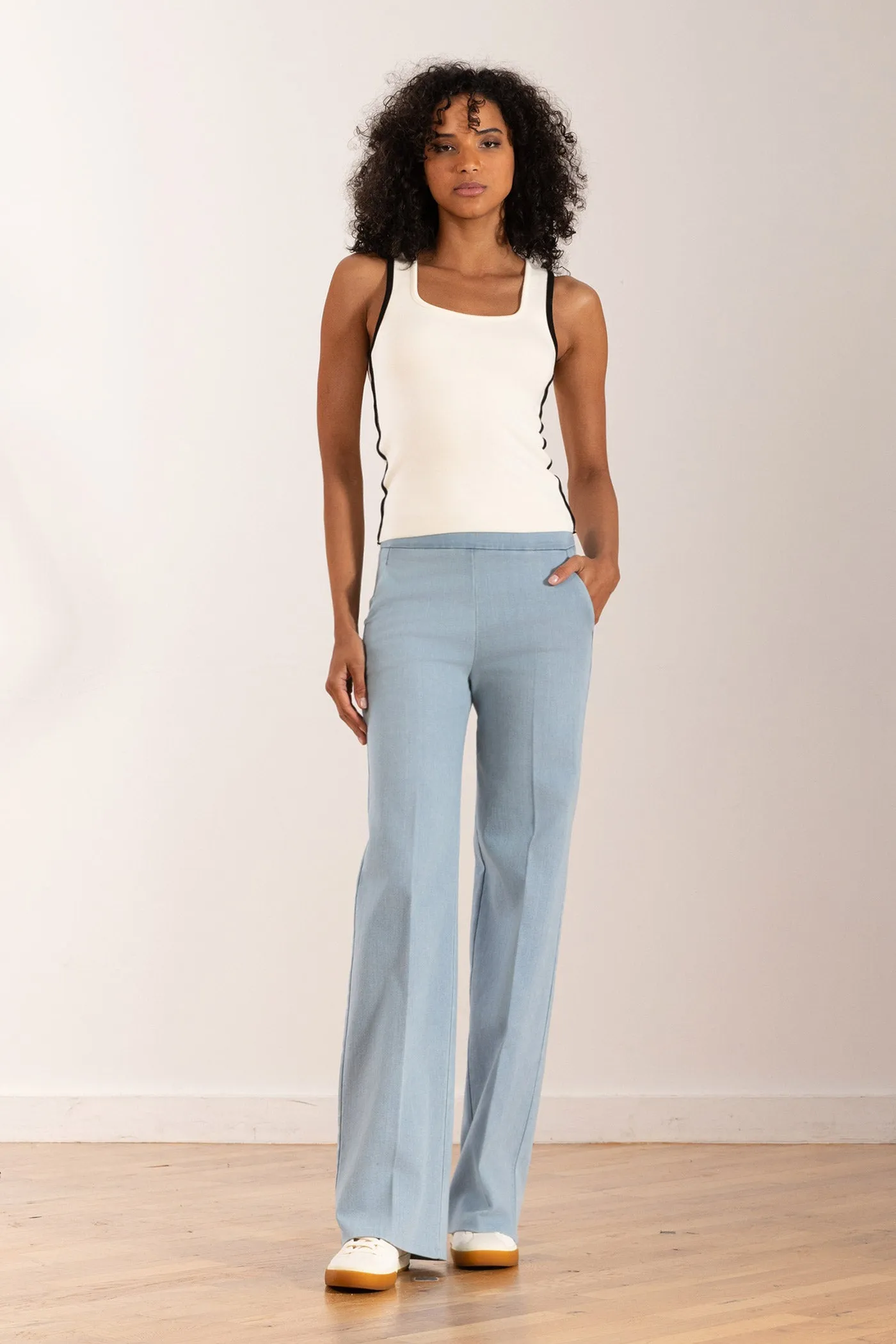 CARLA Bleached Denim