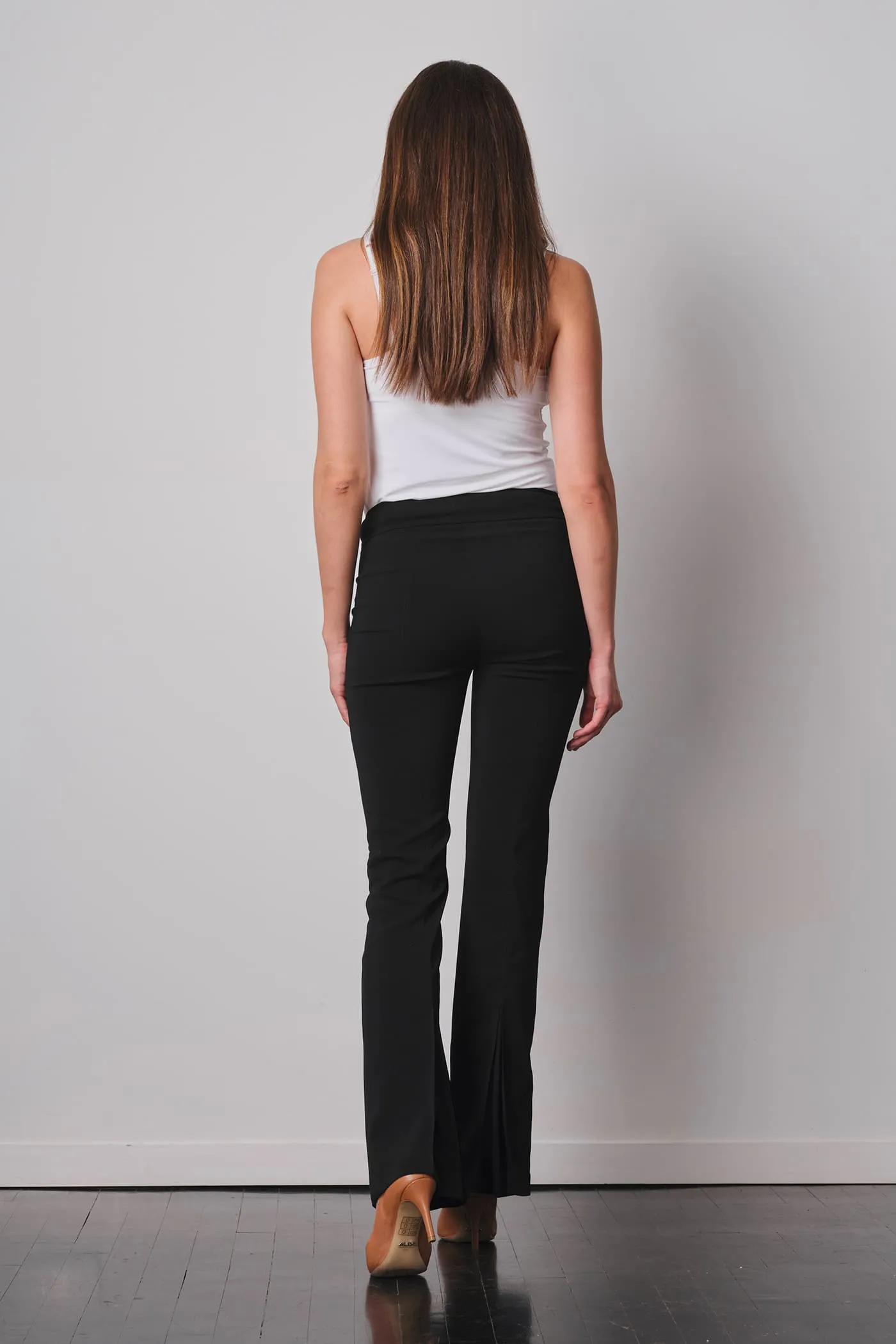 FOXY Crepe Black