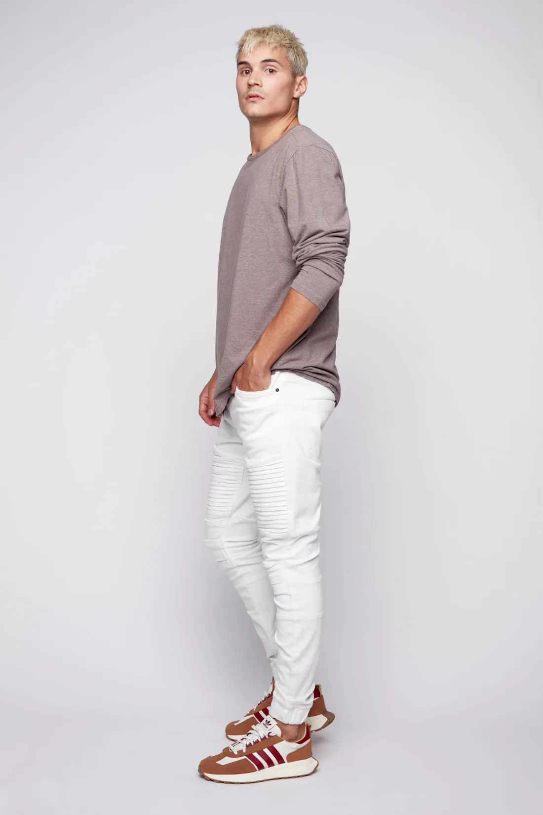 JACKSON - 5 Pocket Moto Pintuck Jogger - Off White
