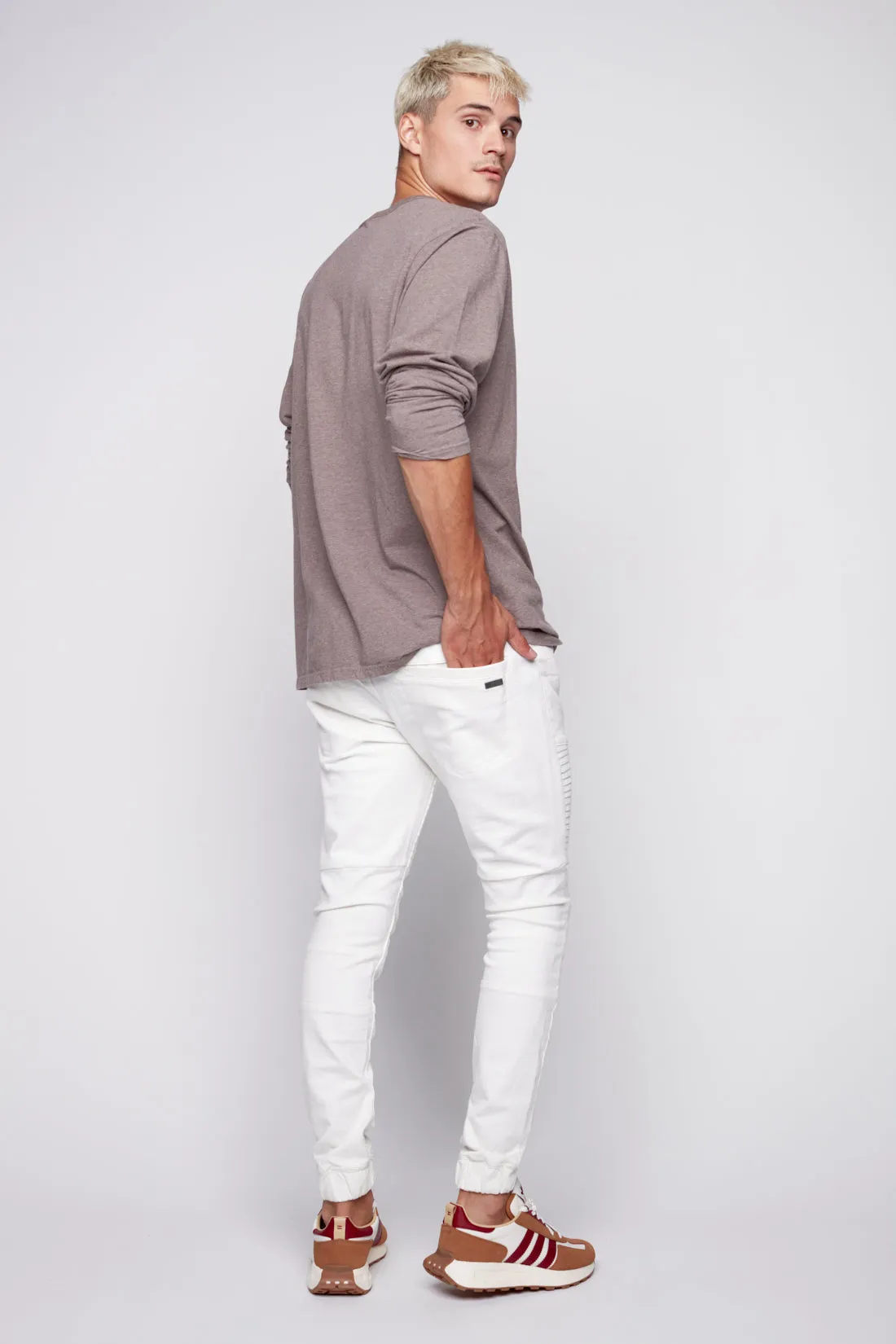 JACKSON - 5 Pocket Moto Pintuck Jogger - Off White