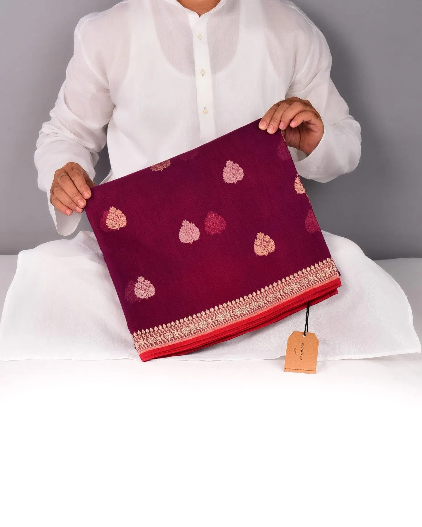 Magenta Banarasi Handwoven Ektara Buti Kadhuan Brocade Handloom Cotton Saree
